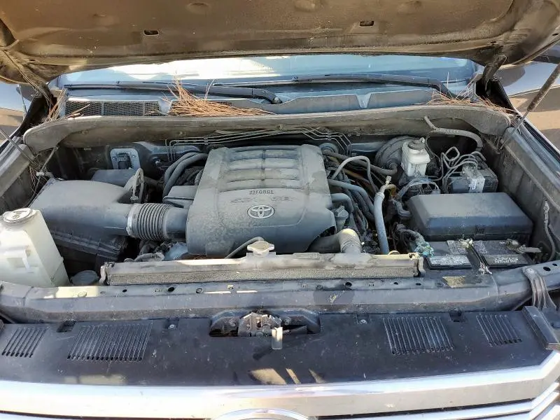 2016 TOYOTA TUNDRA CREWMAX SR5  