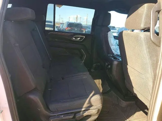 2024 CHEVROLET SUBURBAN K1500 LS  