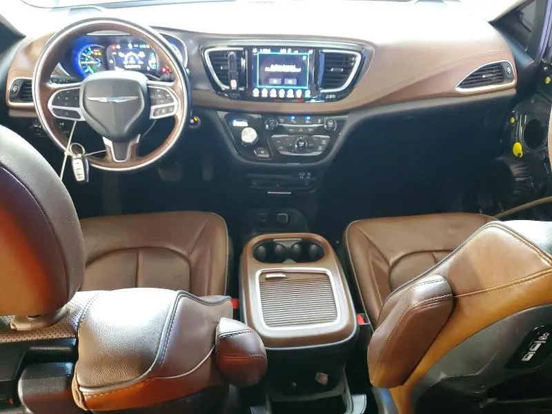 2019 CHRYSLER PACIFICA HYBRID LIMITED  