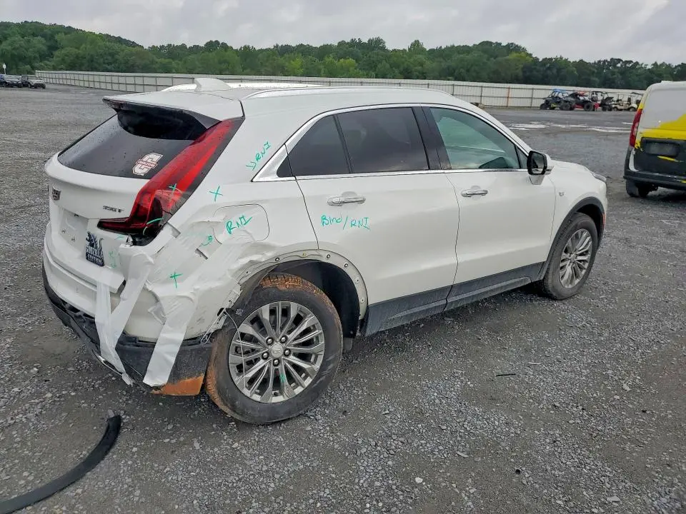 2024 CADILLAC XT4 PREMIUM LUXURY  