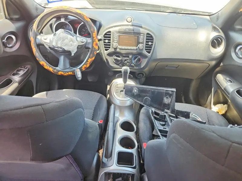 2015 NISSAN JUKE S  