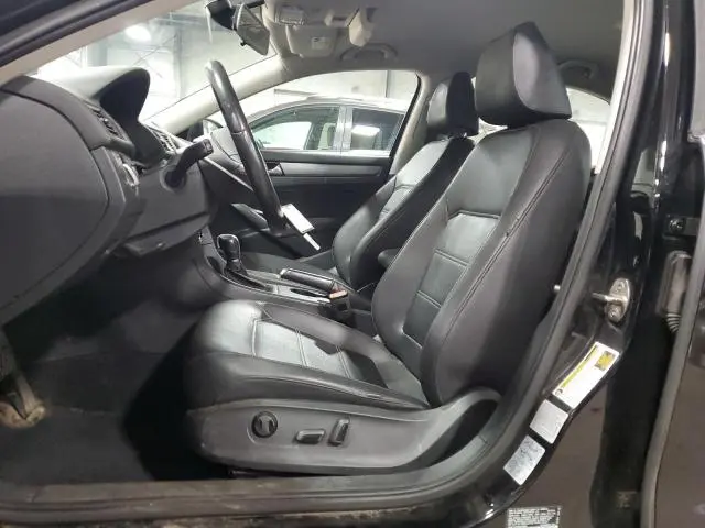 2015 VOLKSWAGEN PASSAT S  