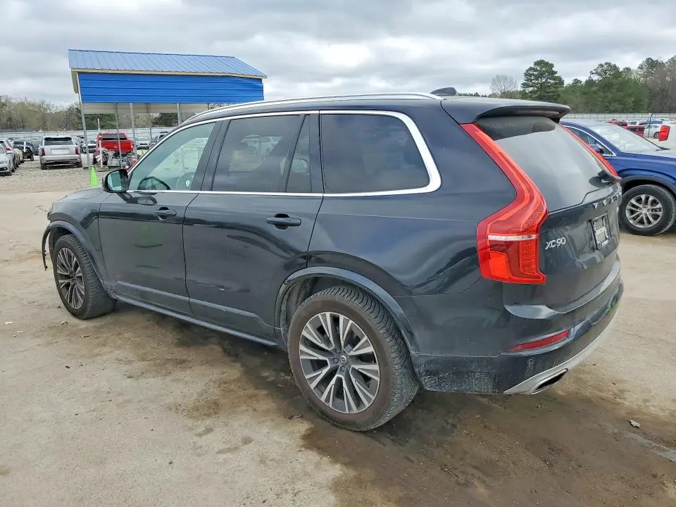 2020 VOLVO XC90 T6 MOMENTUM  