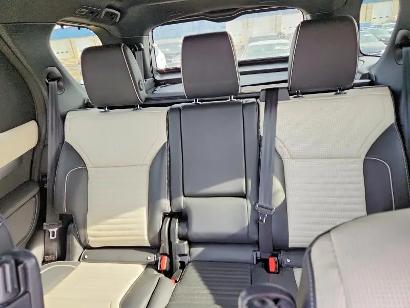 2022 LAND ROVER DISCOVERY S R-DYNAMIC  