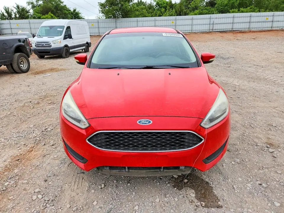 2015 FORD FOCUS SE  