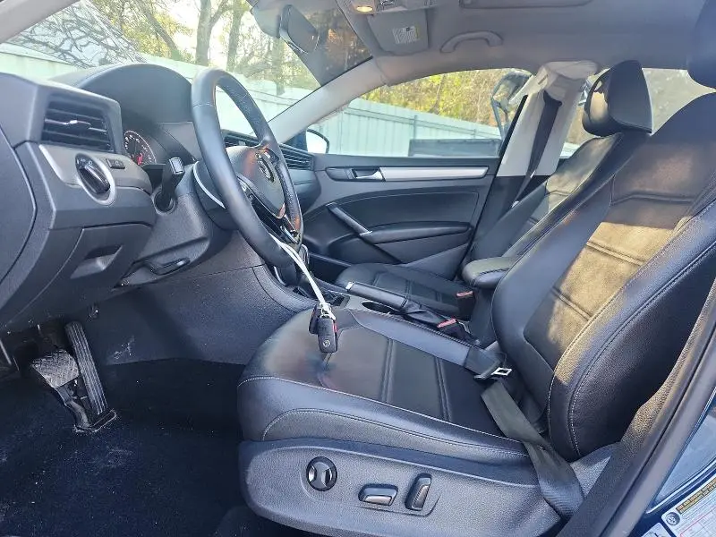 2021 VOLKSWAGEN PASSAT SE  