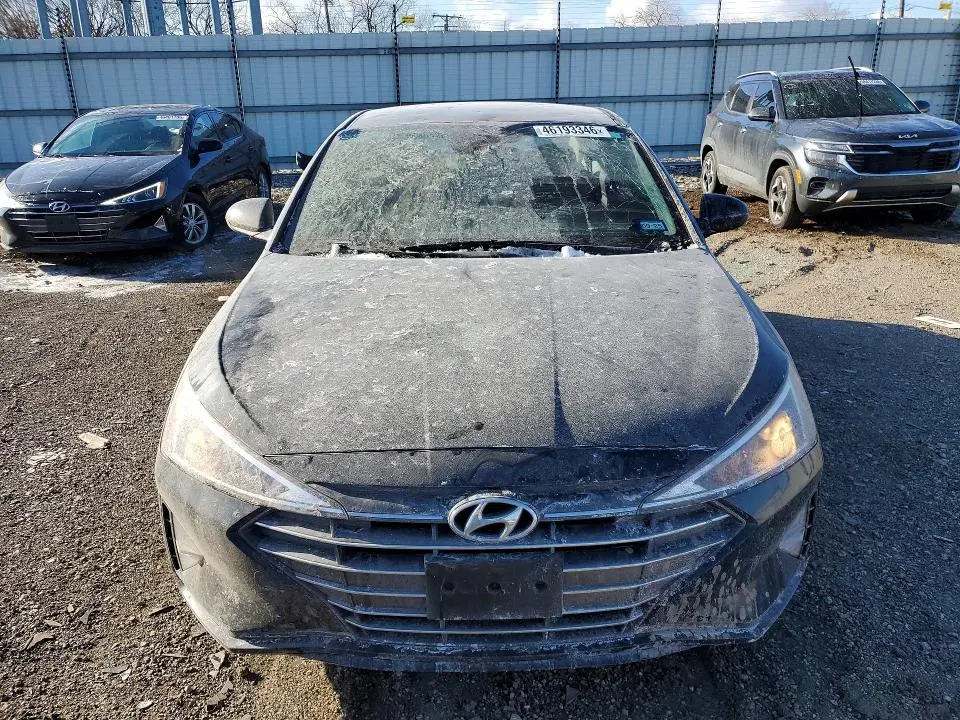 2020 HYUNDAI ELANTRA SEL  