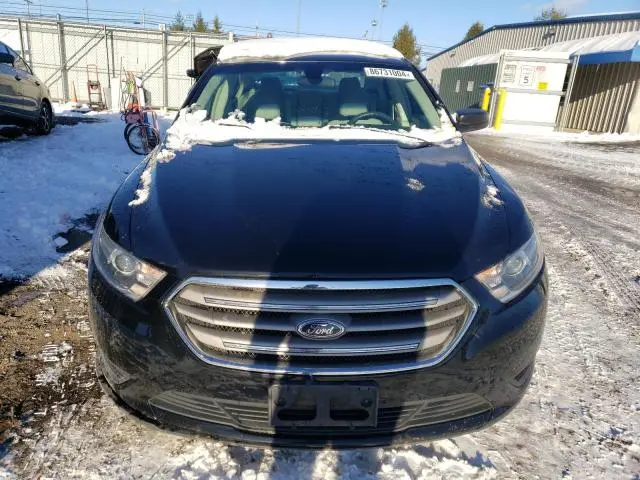 2016 FORD TAURUS SE