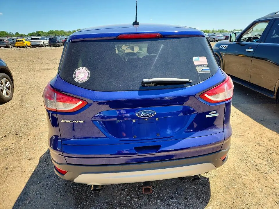 2016 FORD ESCAPE SE  