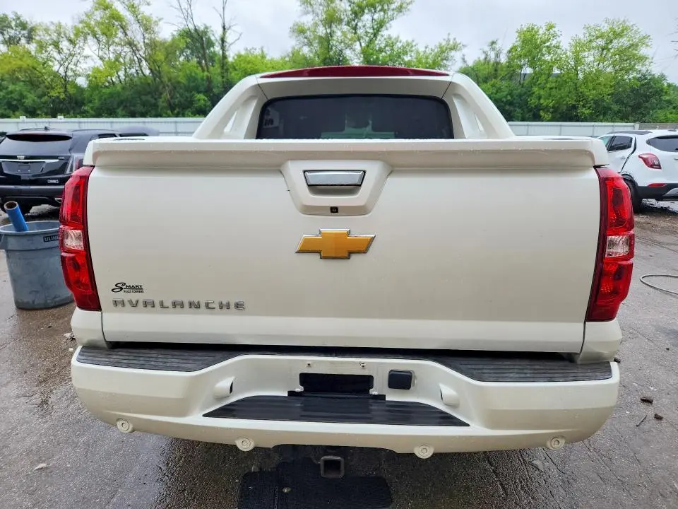 2012 CHEVROLET AVALANCHE LTZ  