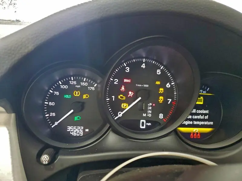 2023 PORSCHE MACAN BASE  