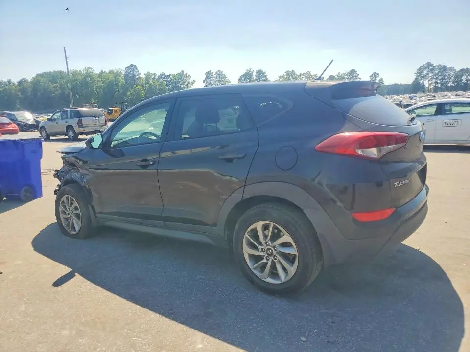 2018 HYUNDAI TUCSON SE  