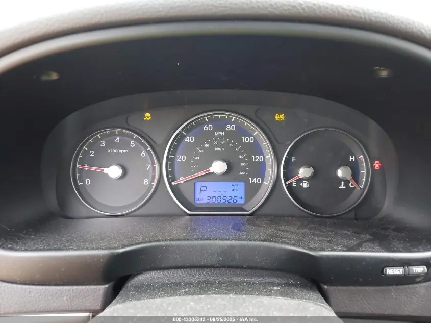 2010 HYUNDAI SANTA FE GLS