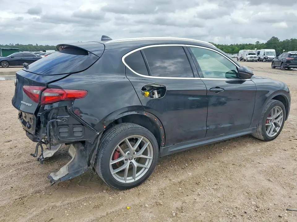 2018 ALFA ROMEO STELVIO TI  
