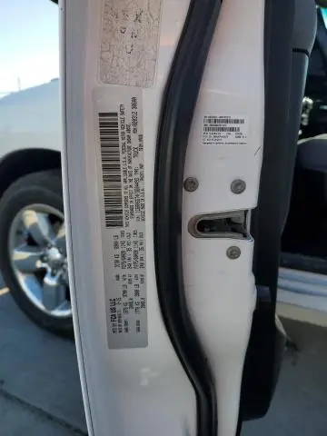 2015 RAM 1500 SLT