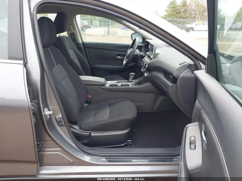 2024 NISSAN SENTRA SV XTRONIC CVT