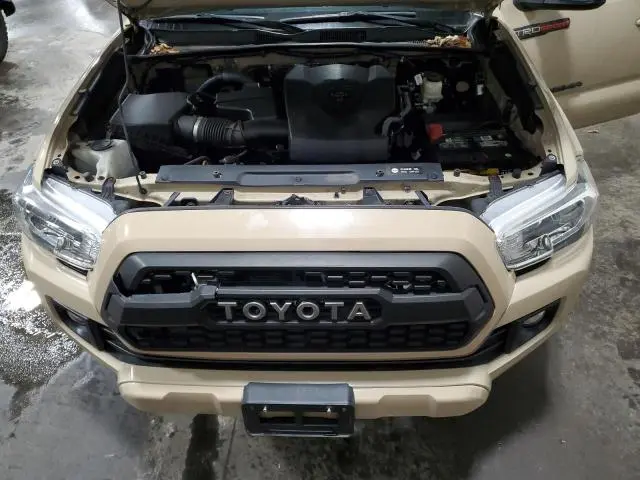 2017 TOYOTA TACOMA DOUBLE CAB  