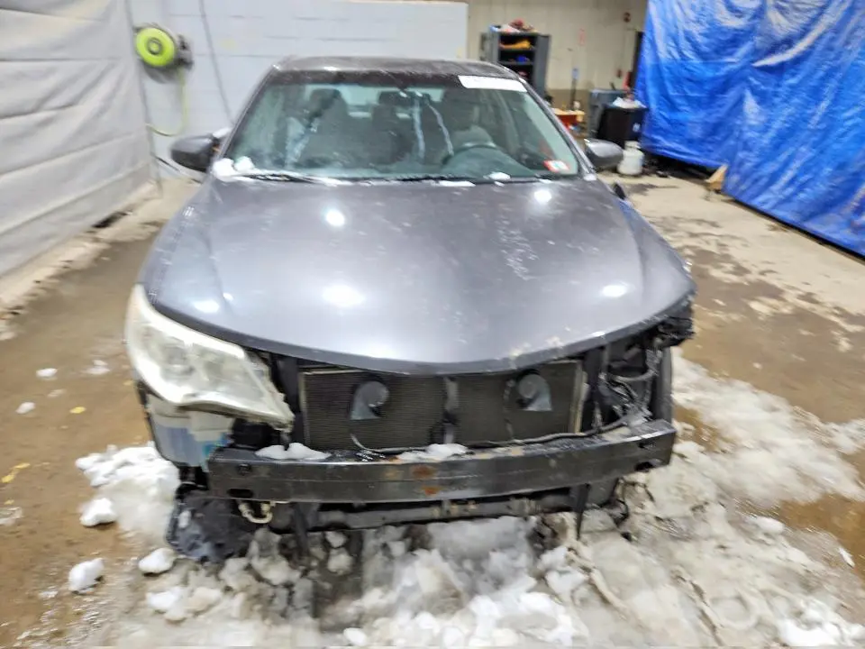 2012 TOYOTA CAMRY LE  