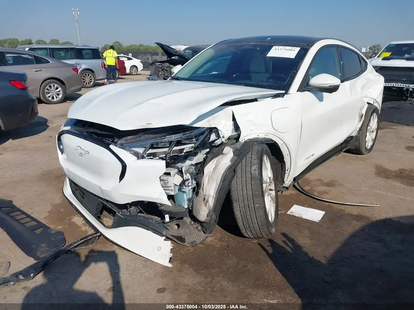 2022 FORD MUSTANG MACH-E PREMIUM