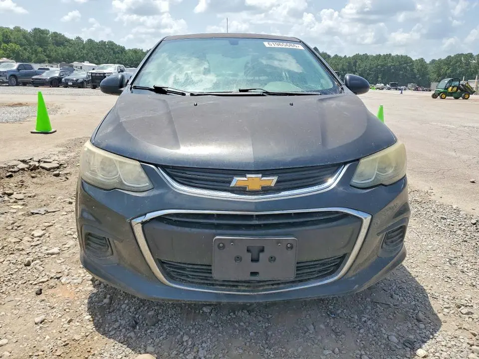 2017 CHEVROLET SONIC LT  