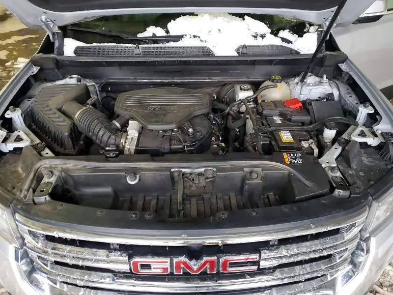 2020 GMC ACADIA SLT  