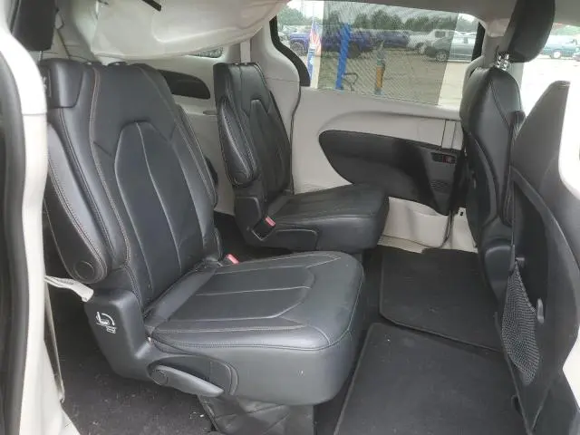 2017 CHRYSLER PACIFICA TOURING L  