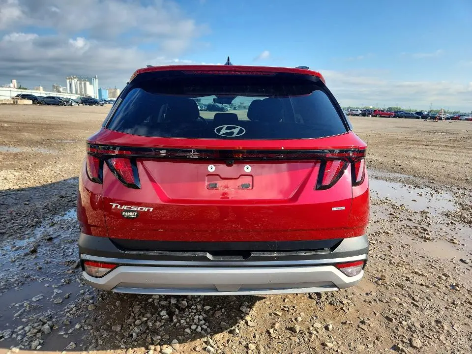2025 HYUNDAI TUCSON SEL  