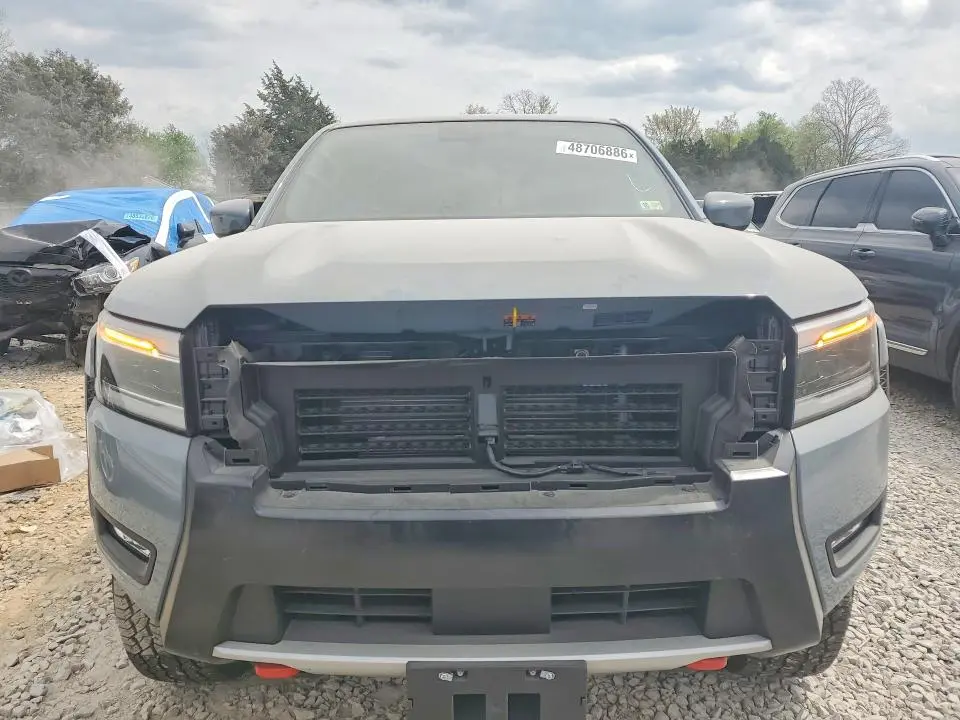 2025 NISSAN FRONTIER PRO-4X  