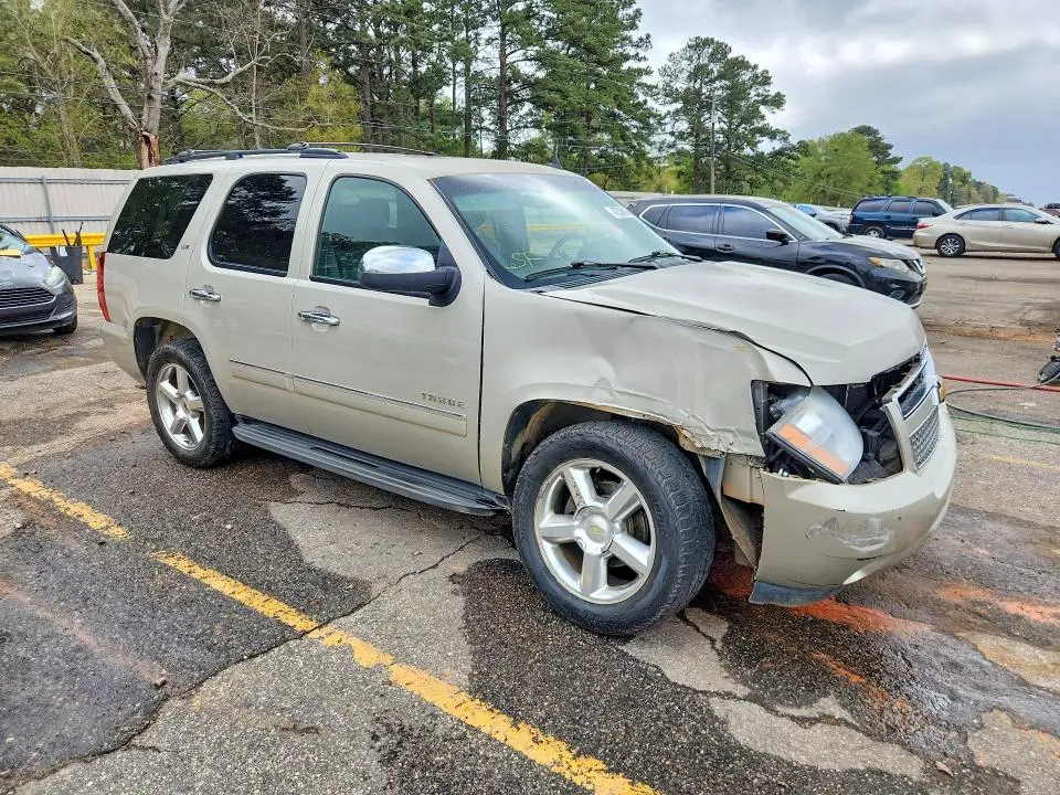 2014 CHEVROLET TAHOE C1500 LTZ  