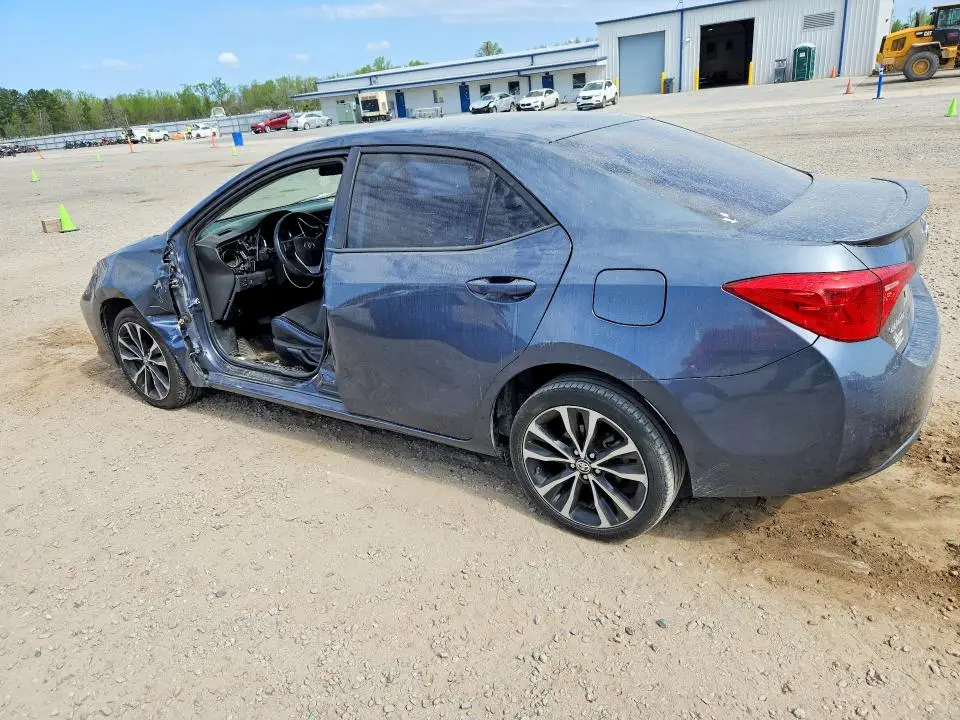 2017 TOYOTA COROLLA SE  