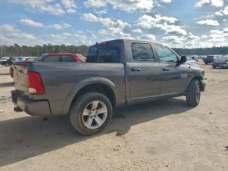 2015 RAM 1500 SLT  