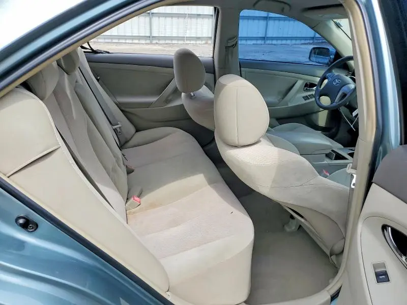 2011 TOYOTA CAMRY LE  