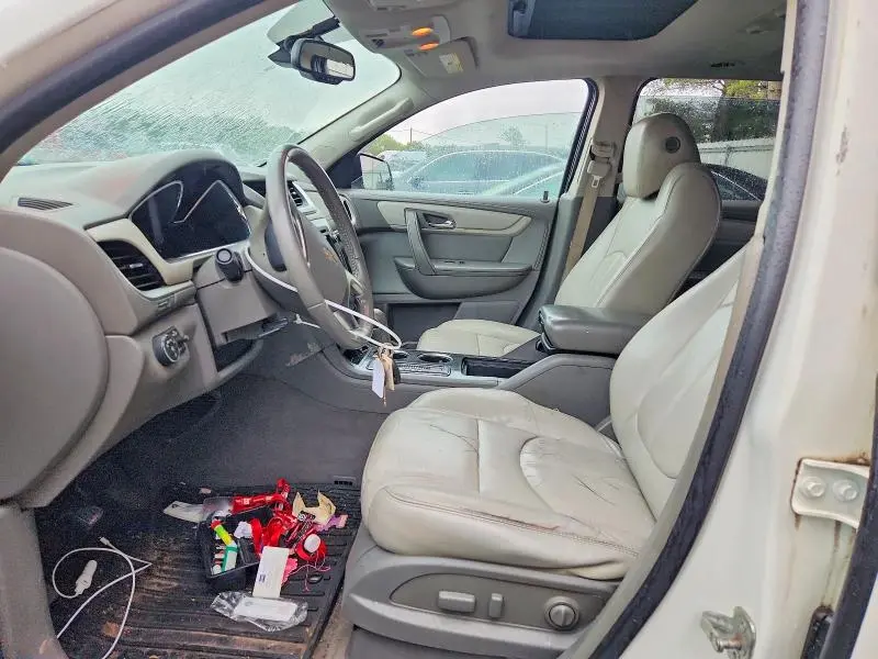 2014 CHEVROLET TRAVERSE LT  