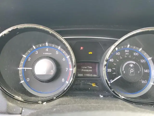 2013 HYUNDAI SONATA SE  