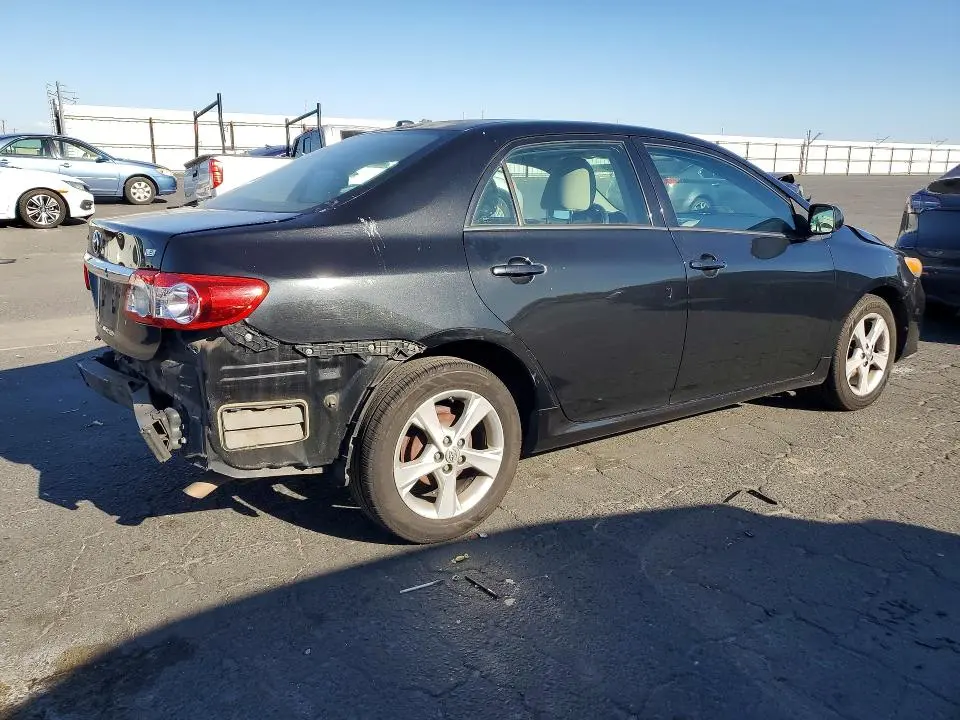 2011 TOYOTA COROLLA LE  