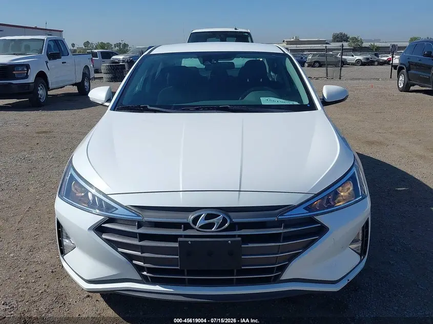 2020 HYUNDAI ELANTRA SE