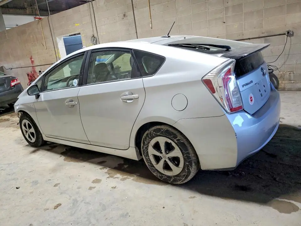 2015 TOYOTA PRIUS   