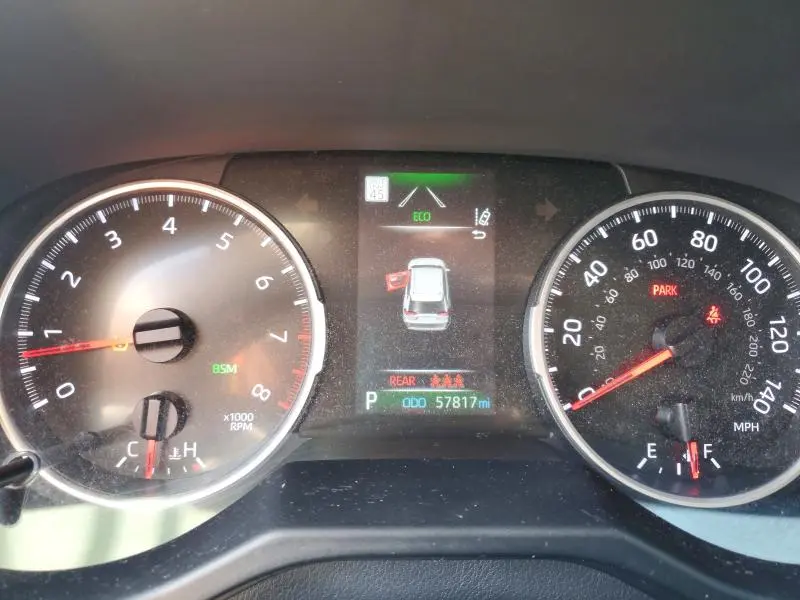 2022 TOYOTA RAV4 XLE  