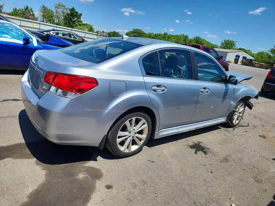 2013 SUBARU LEGACY 2.5I LIMITED  