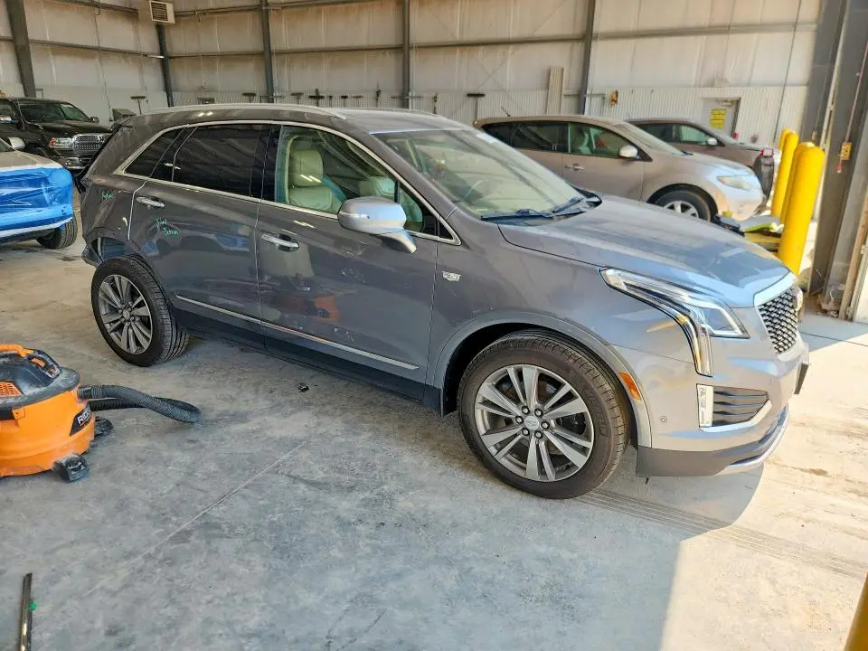 2021 CADILLAC XT5 PLATINUM PREMIUM LUXURY  