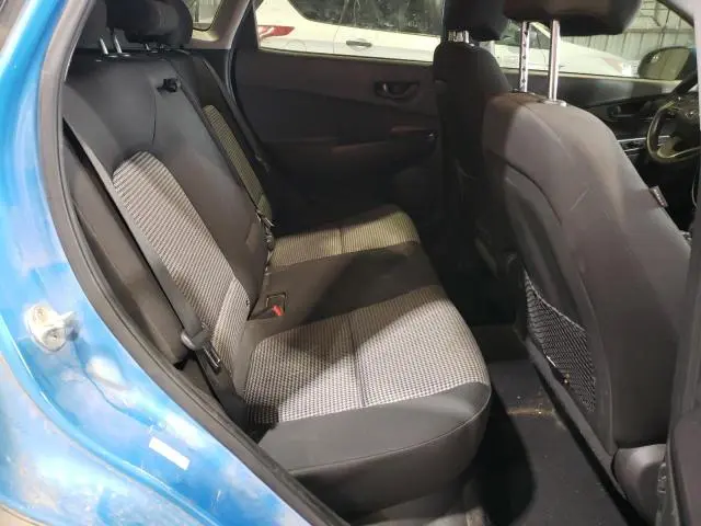 2019 HYUNDAI KONA SE  