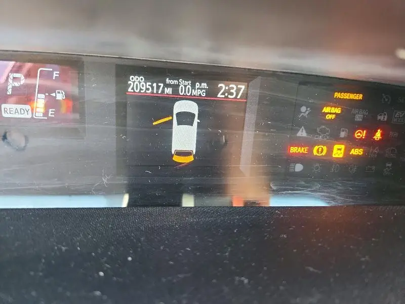 2016 TOYOTA PRIUS C THREE  
