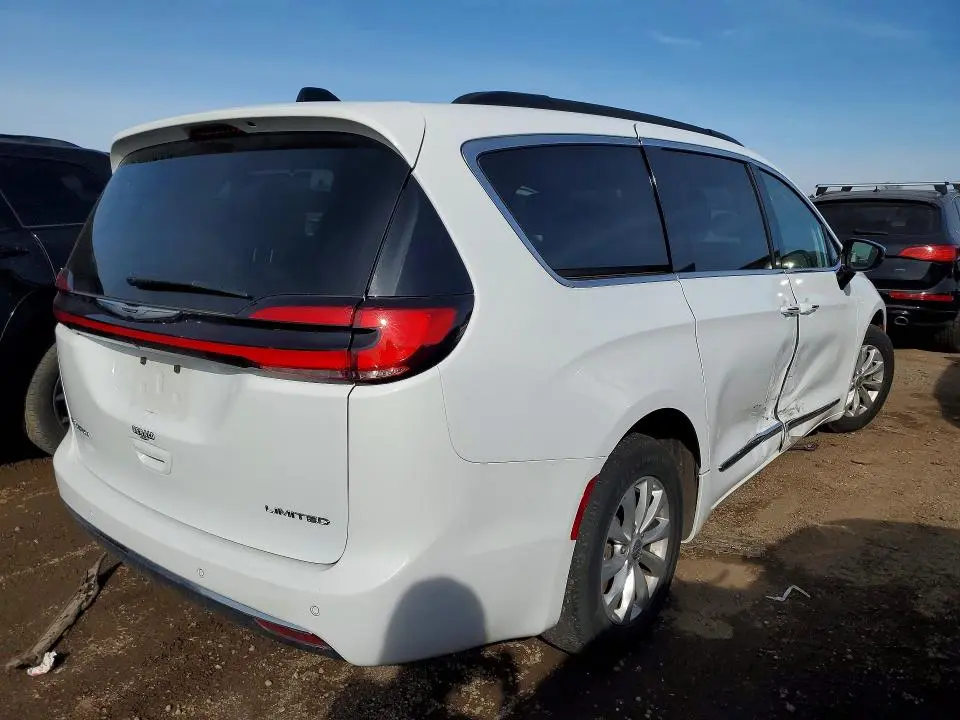 2023 CHRYSLER PACIFICA LIMITED  