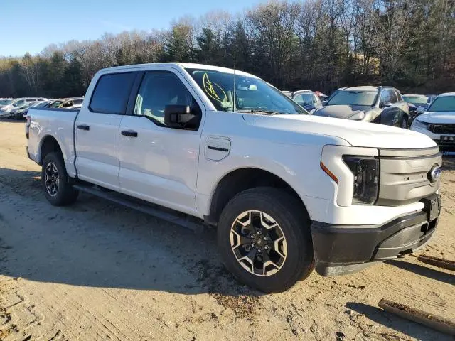 2022 FORD F150 LIGHTNING PRO  