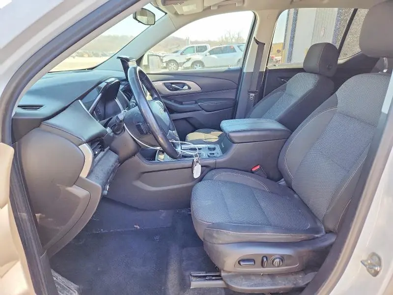 2018 CHEVROLET TRAVERSE LT  