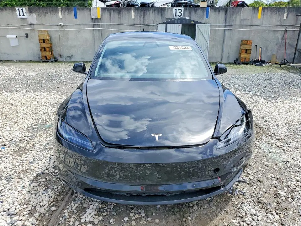 2025 TESLA MODEL 3   
