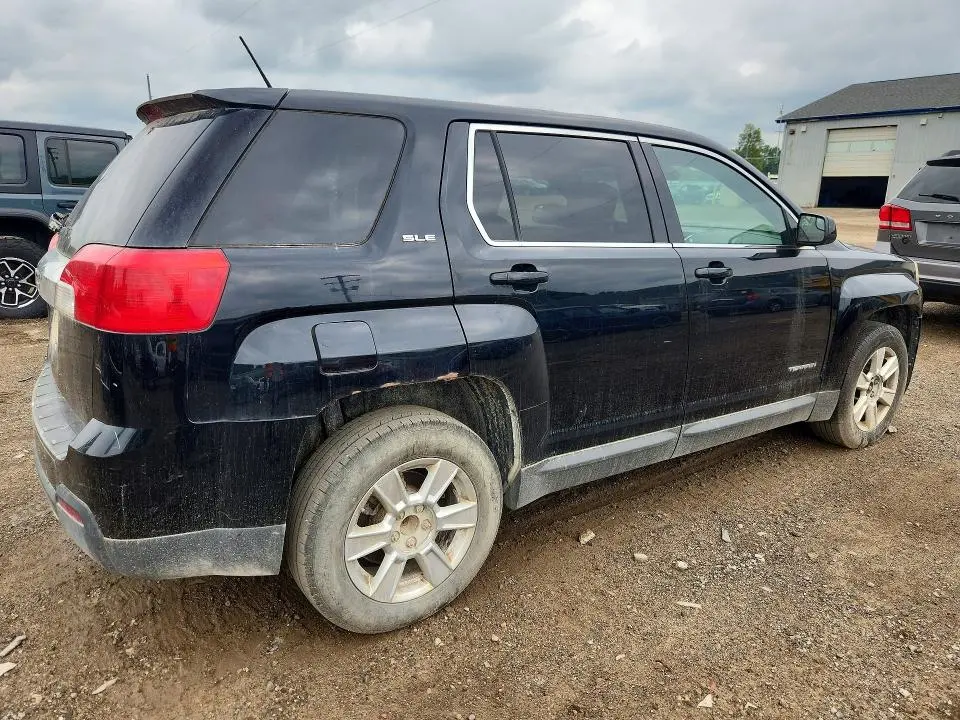 2013 GMC TERRAIN SLE  