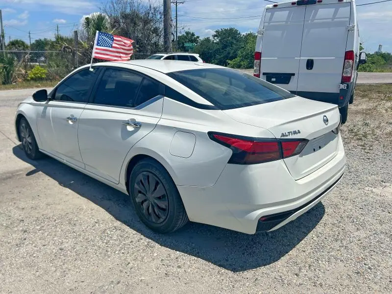 2020 NISSAN ALTIMA S  