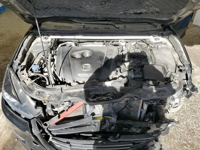 2018 MAZDA 3 TOURING  