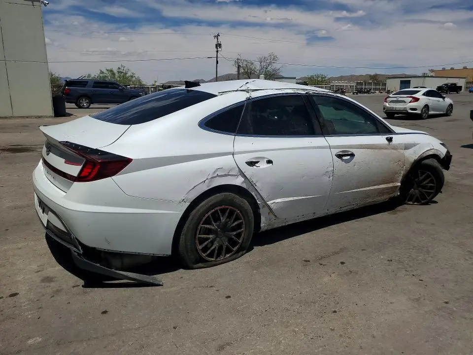 2020 HYUNDAI SONATA SE  